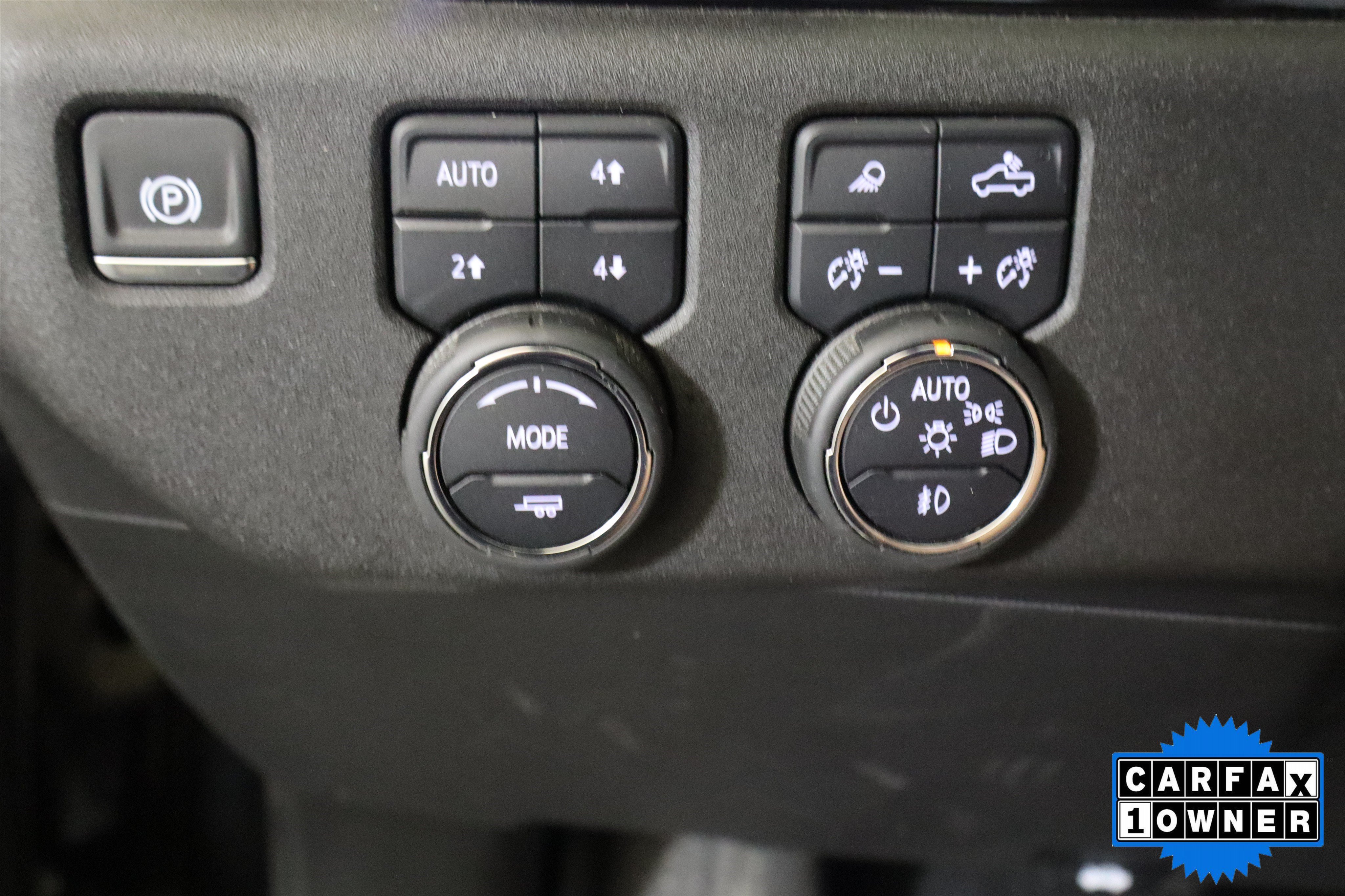 Used 2024 Chevrolet Silverado 1500 High Country w/ Midnight Edition AWD/4WD image 33