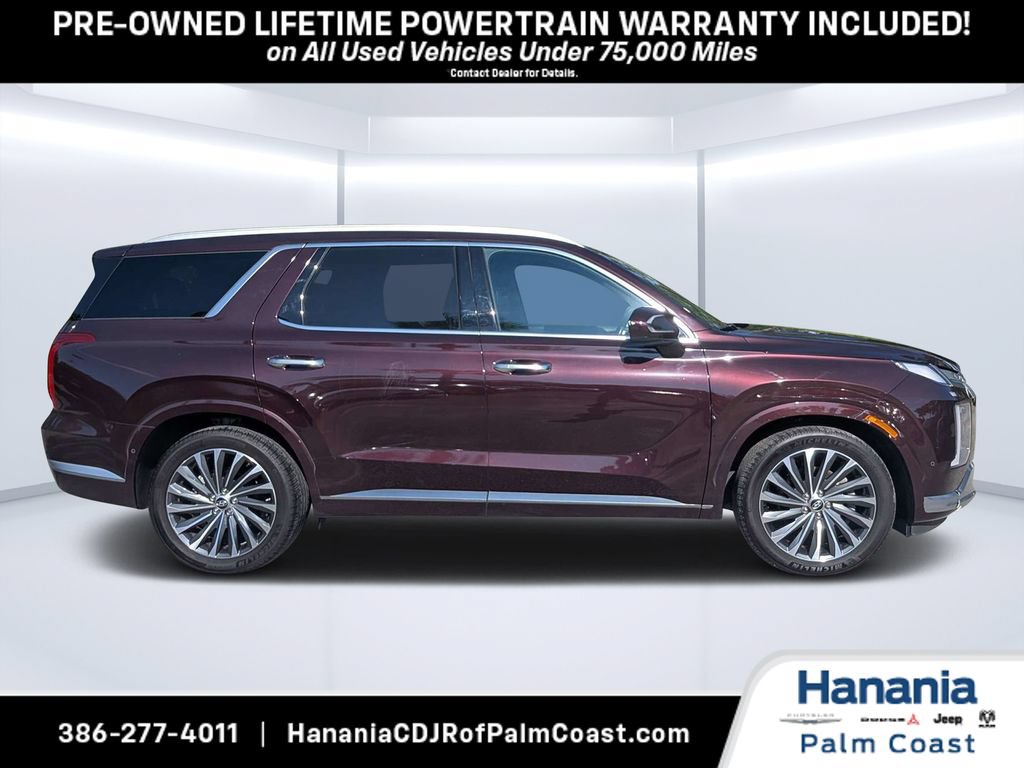 Used 2023 Hyundai Palisade Calligraphy FWD image 2