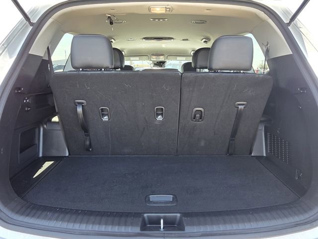 Used 2024 Kia Telluride S image 17