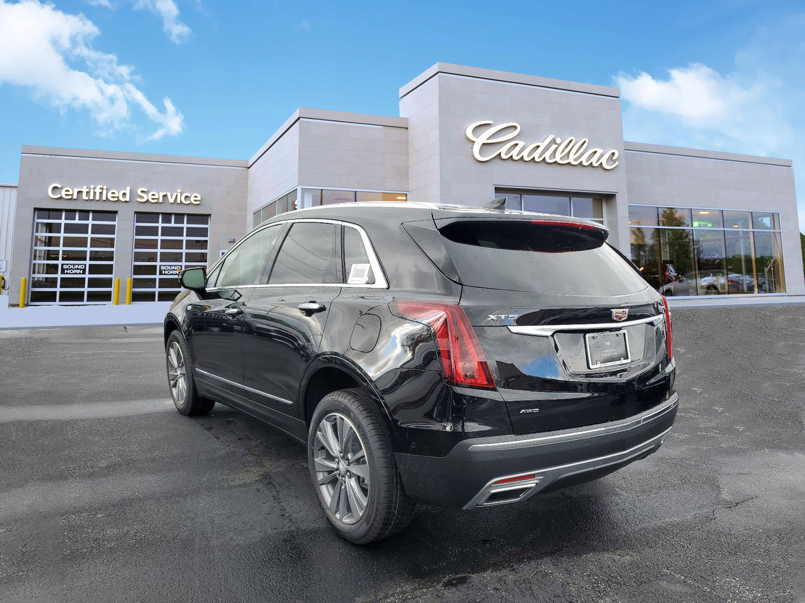 New 2025 Cadillac XT5 Premium Luxury w/ Technology Package image 2