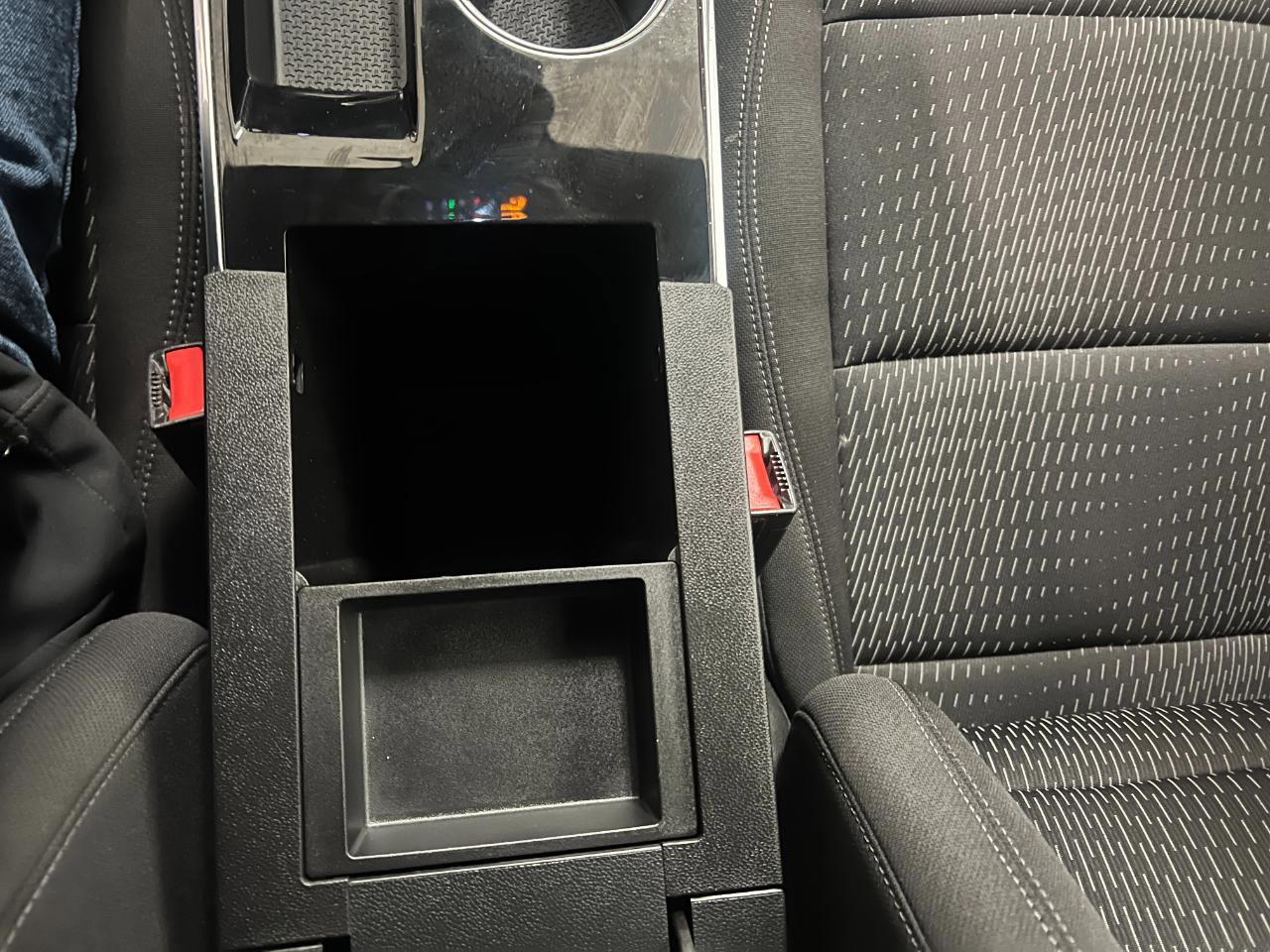 Used 2025 Chevrolet Equinox LT FWD image 48
