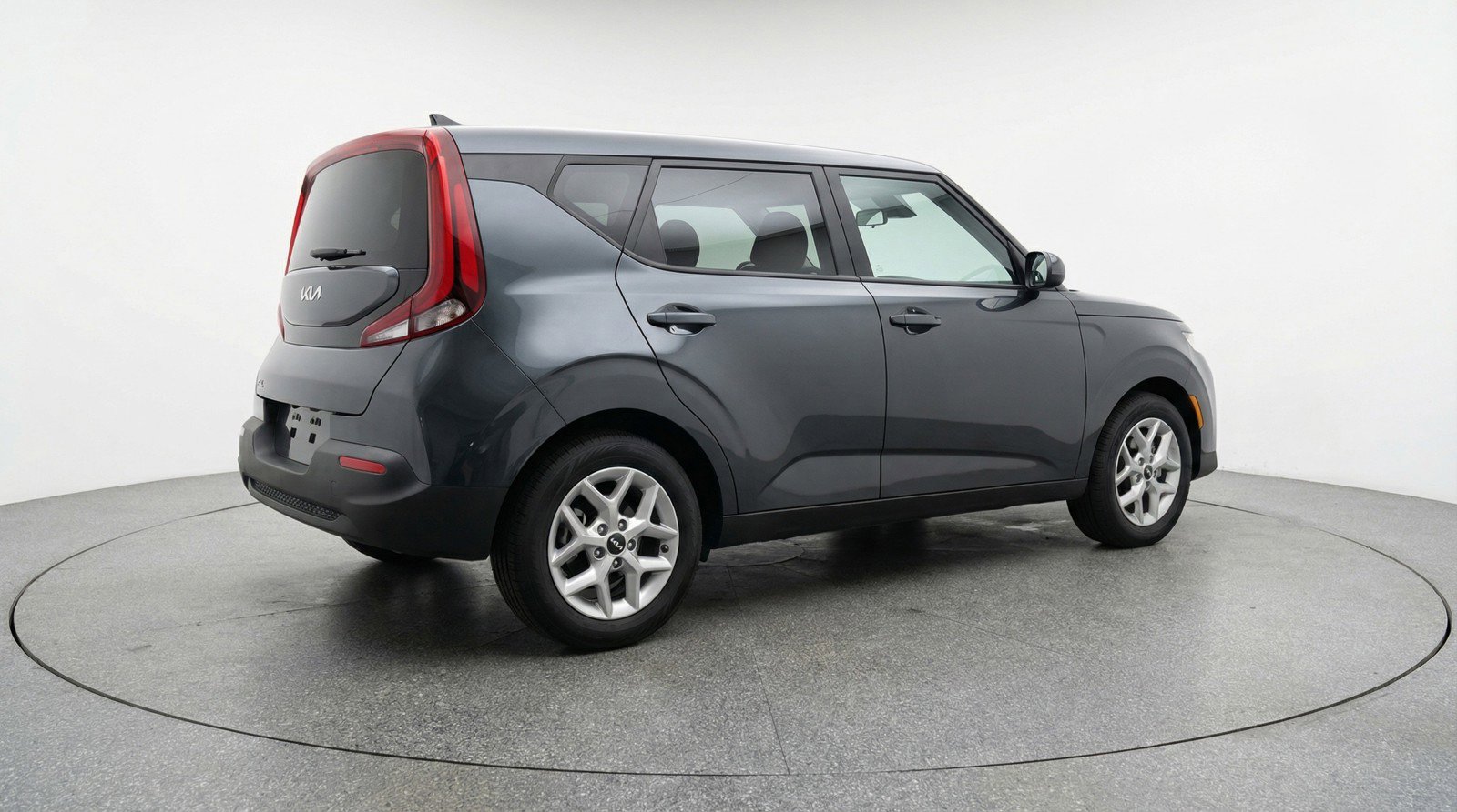Used 2025 Kia Soul LX w/ LX Technology Package FWD image 9
