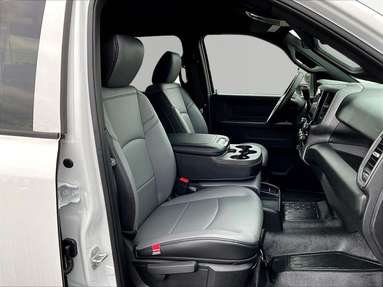 New 2026 RAM 3500 Tradesman w/ Chrome Appearance Group A AWD/4WD image 10