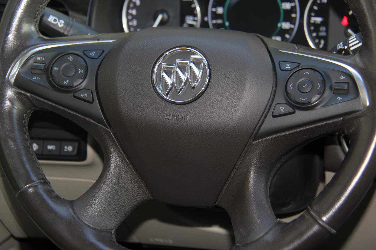 Used 2018 Buick LaCrosse Premium FWD image 13