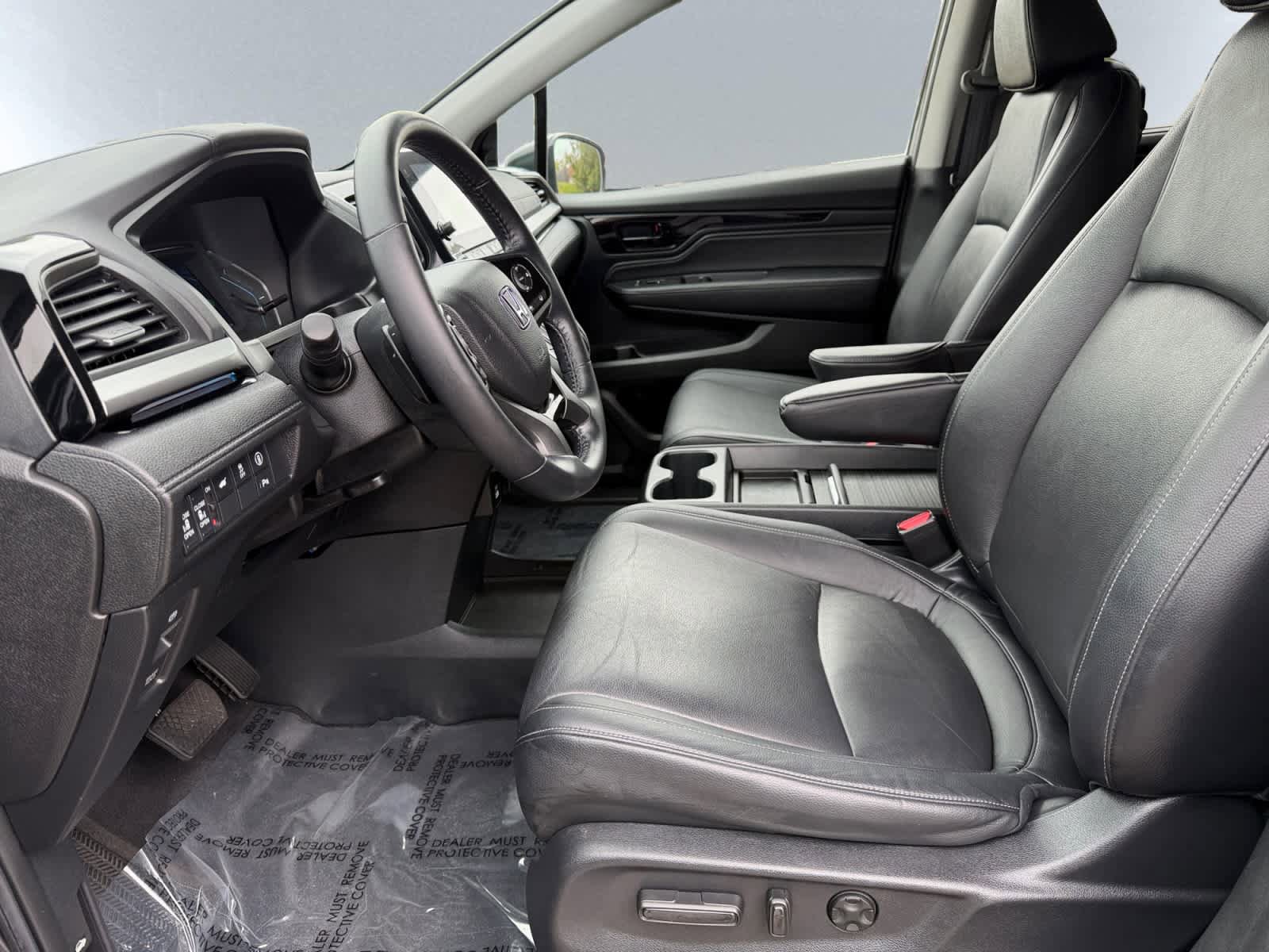 Used 2023 Honda Odyssey Touring image 7