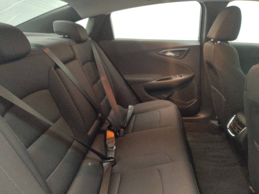 Used 2022 Chevrolet Malibu LT FWD image 19
