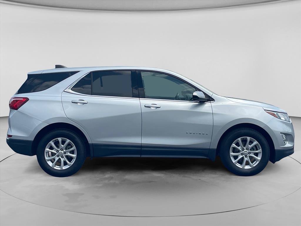 Used 2020 Chevrolet Equinox LT w/ Driver Convenience Package FWD image 8