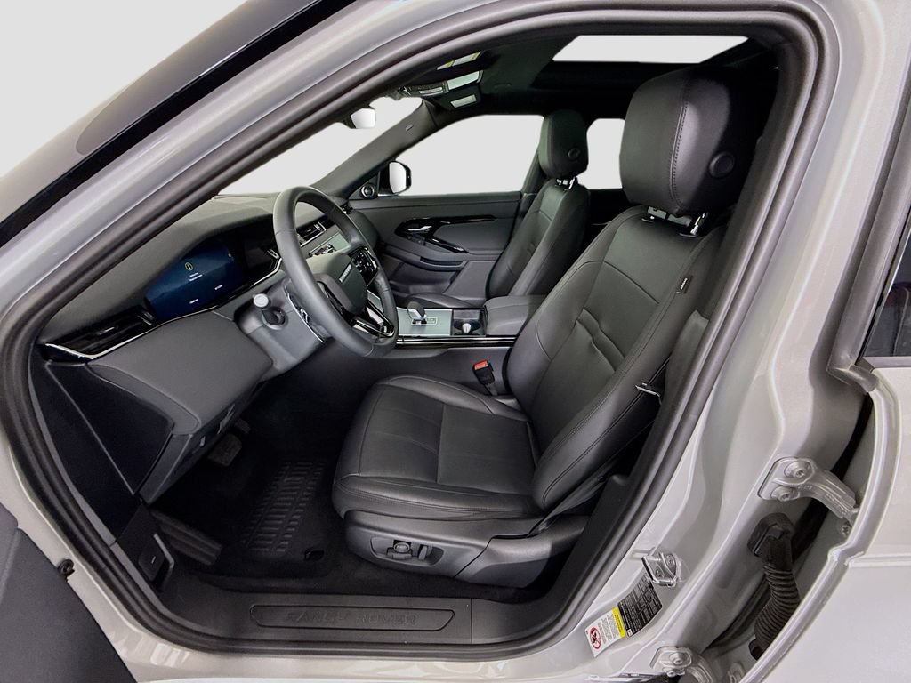 Certified 2025 Land Rover Range Rover Evoque S AWD/4WD image 19