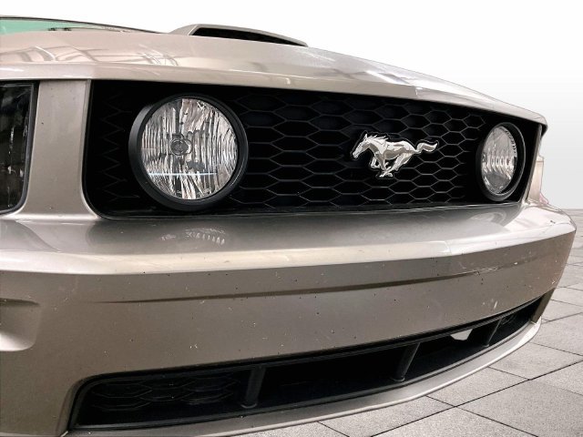 Used 2009 Ford Mustang GT Premium RWD image 29