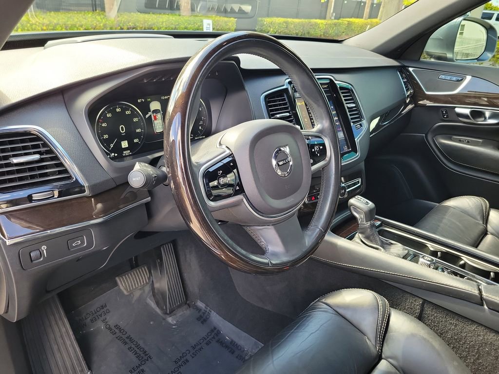 Used 2018 Volvo XC90 T5 Momentum w/ Convenience Package FWD image 23