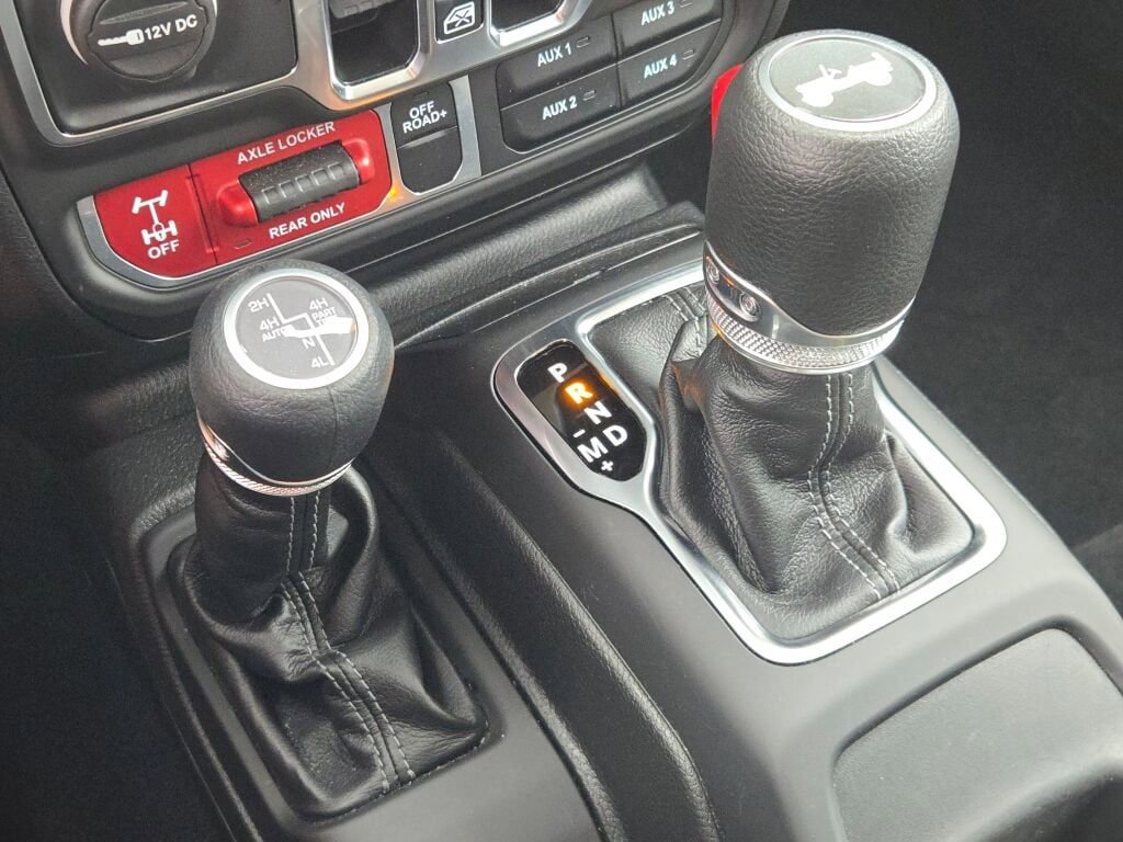 Used 2025 Jeep Wrangler Unlimited Sport S 4xe image 25