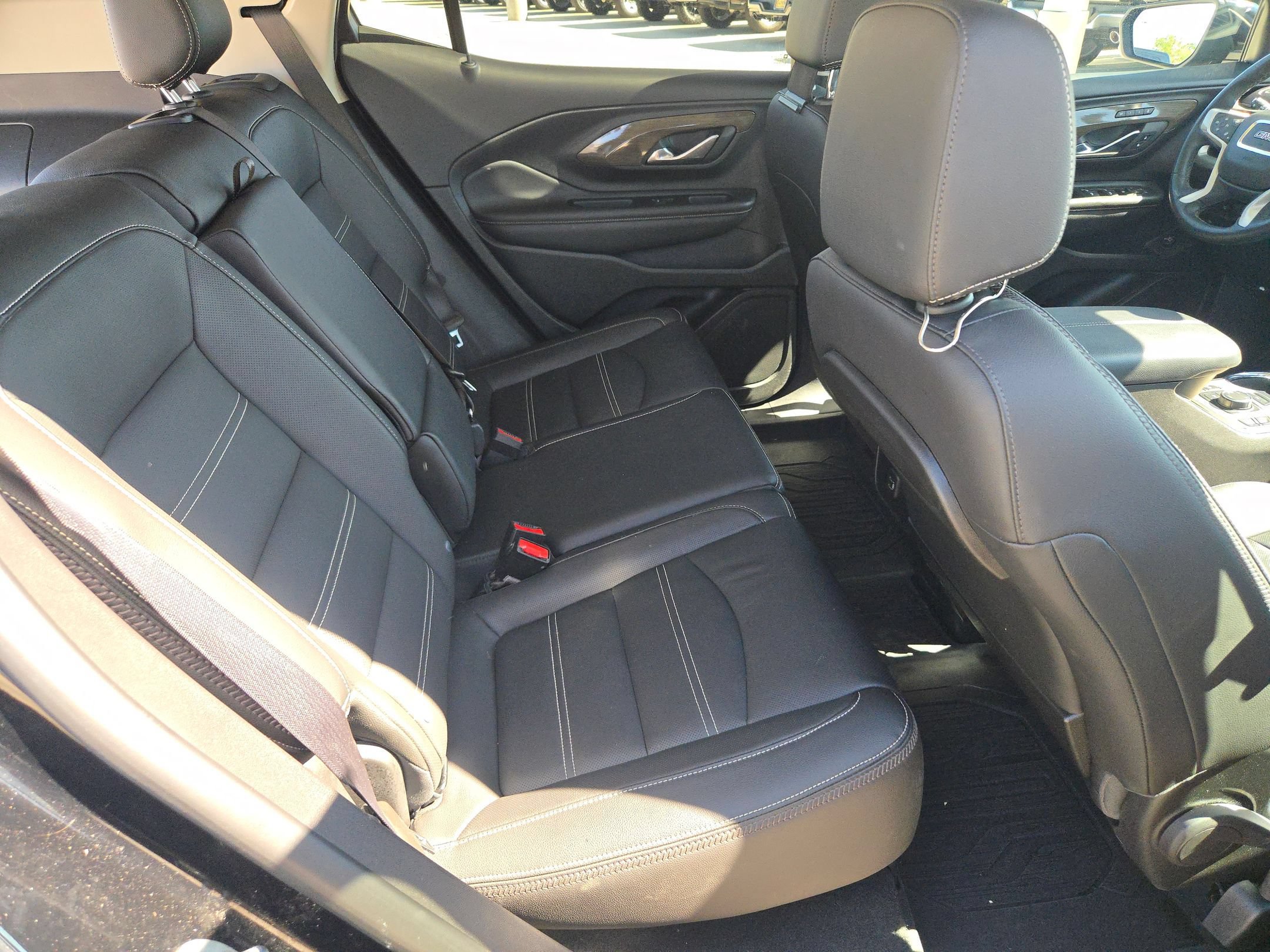 Used 2023 GMC Terrain Denali AWD/4WD image 27
