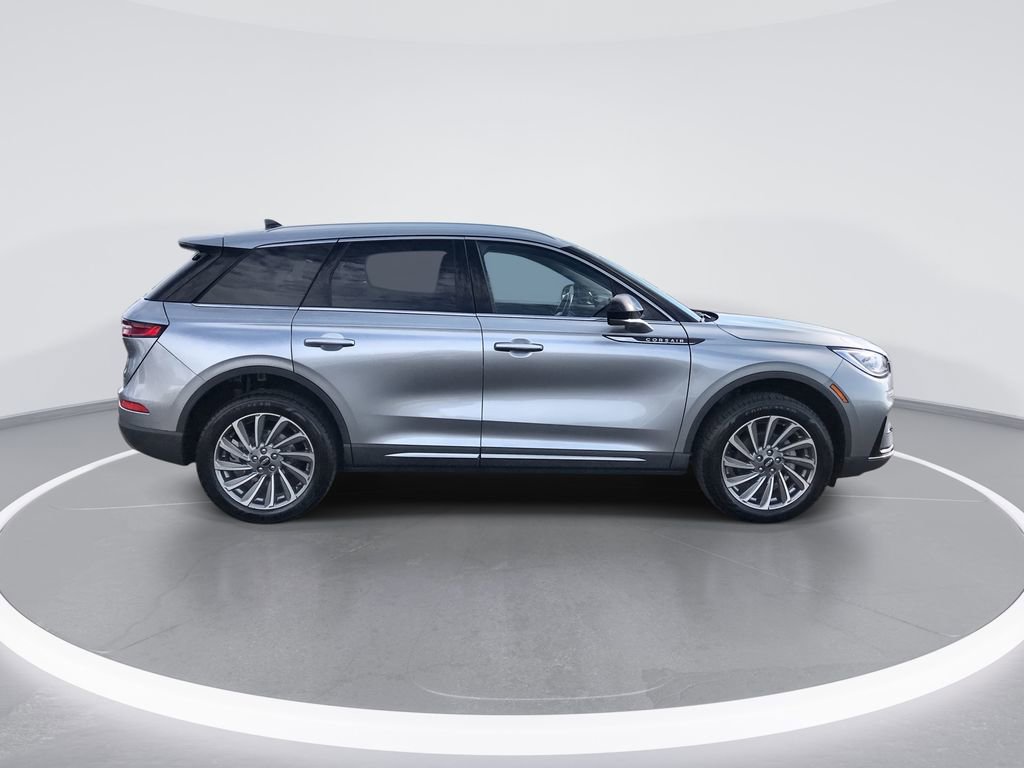 Used 2023 Lincoln Corsair Reserve AWD/4WD image 9