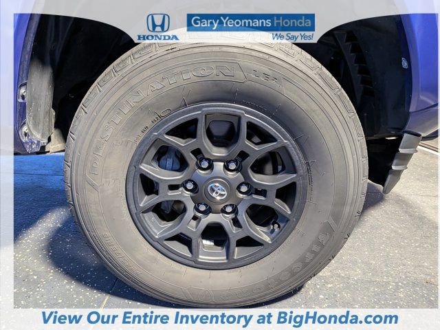 Used 2022 Toyota Tacoma SR5 w/ Technology Package RWD image 14