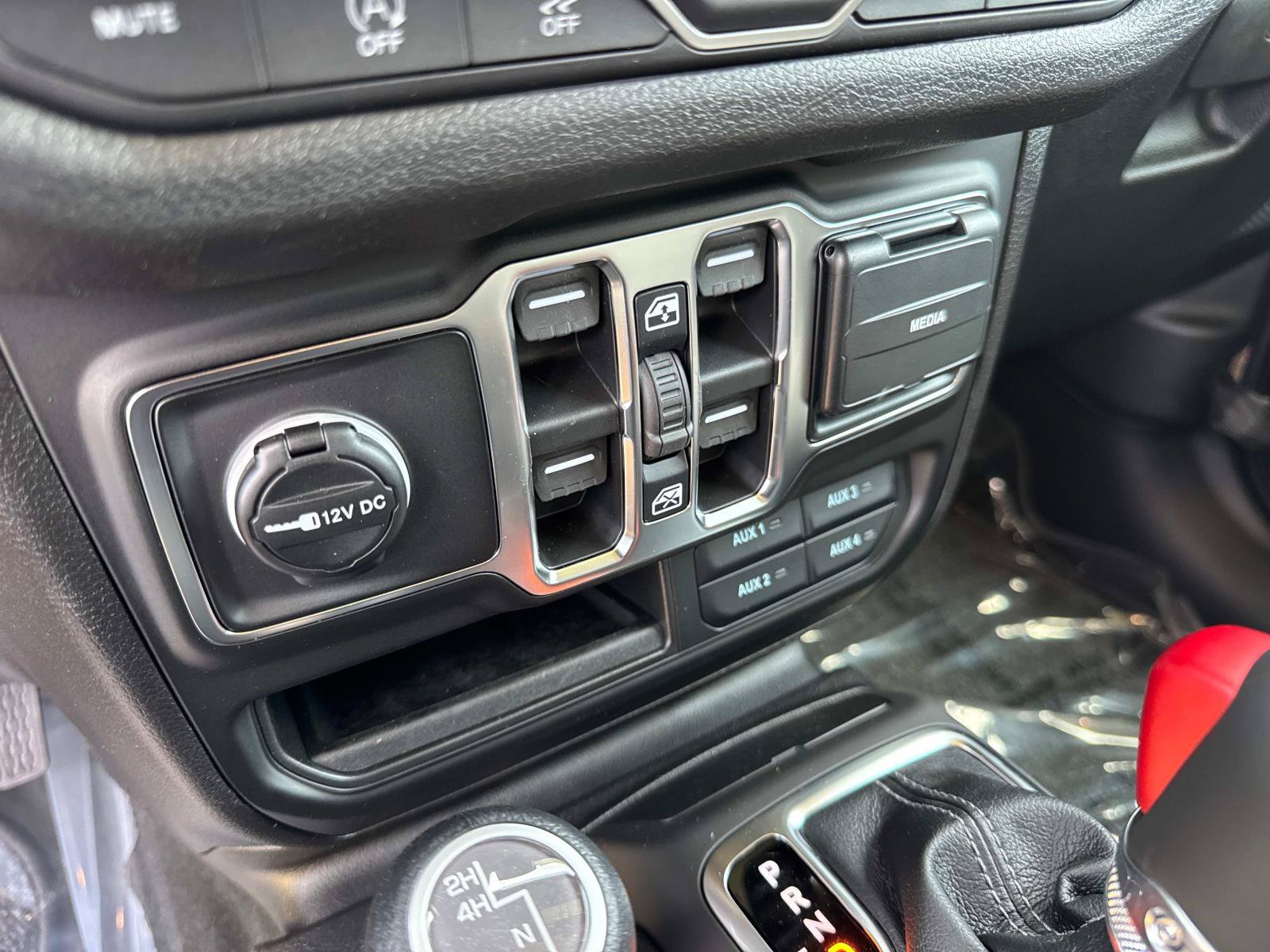 New 2026 Jeep Wrangler Unlimited Sport AWD/4WD image 24