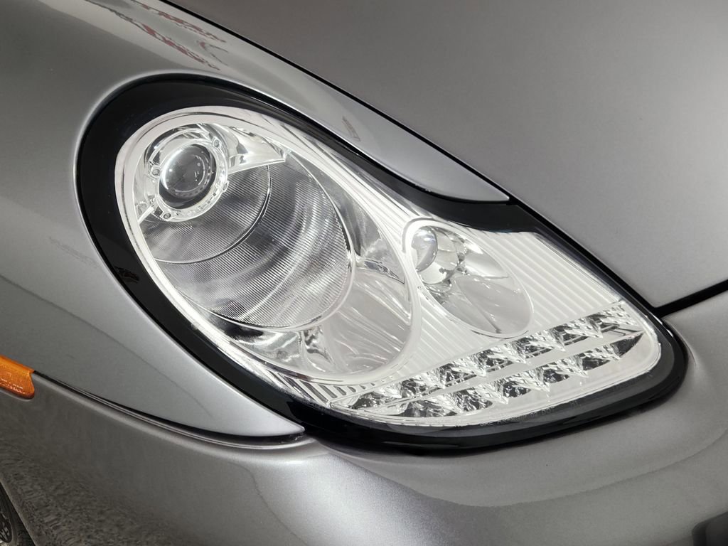 Used 2003 Porsche Boxster image 9