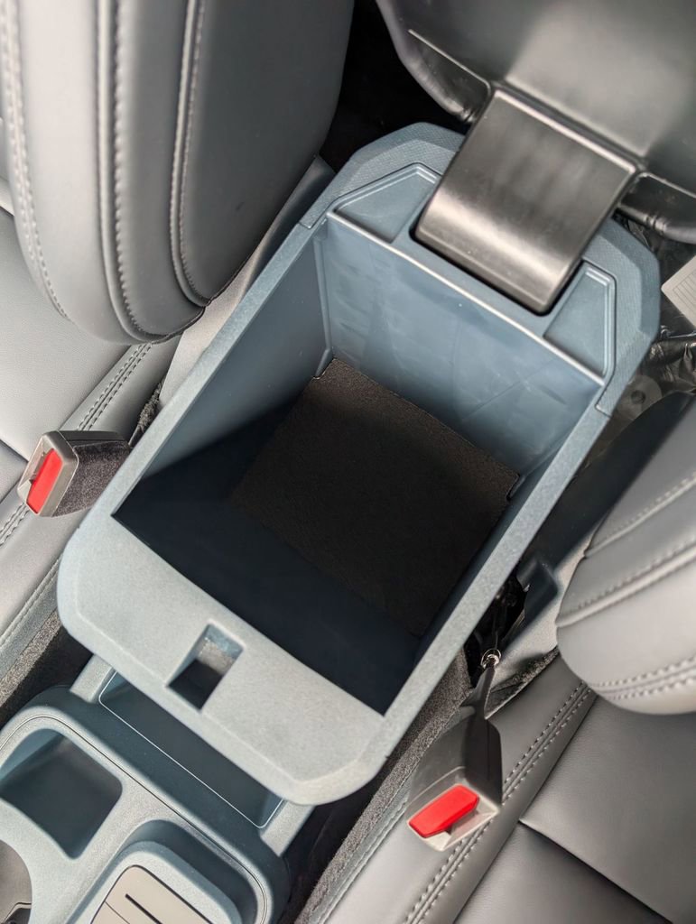 New 2026 Ford Maverick Lariat w/ Black Appearance Package image 39