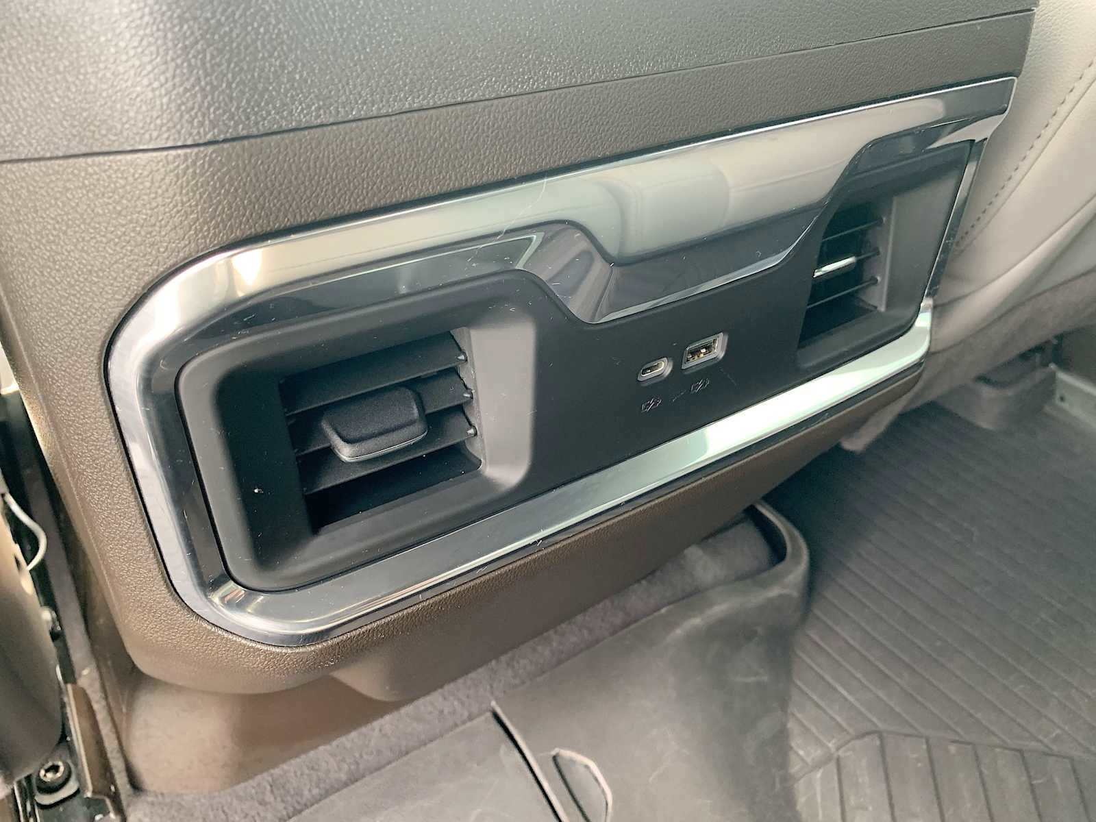 Used 2022 Chevrolet Silverado 1500 LTZ image 20