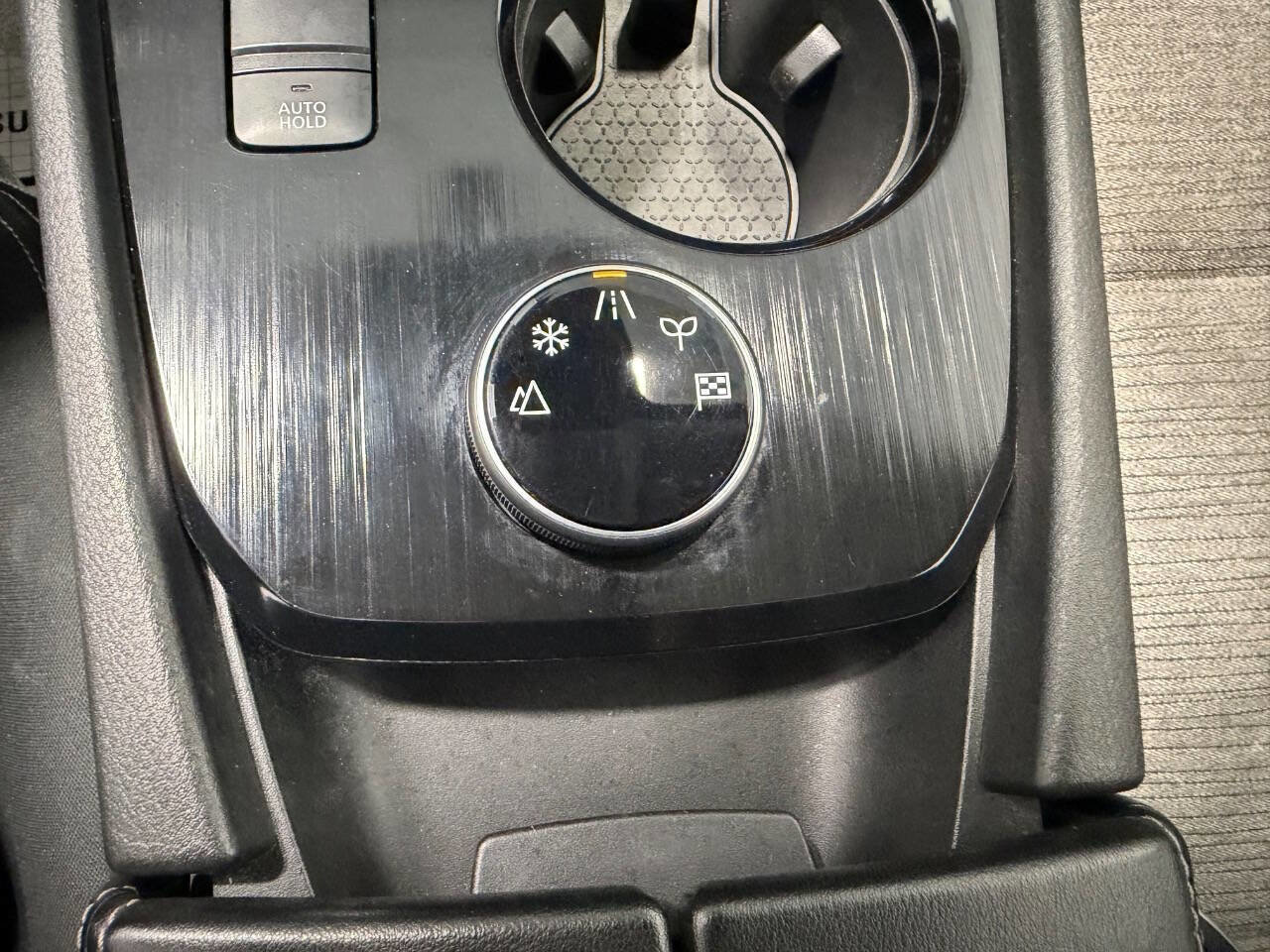 Used 2023 Nissan Rogue SV AWD/4WD image 25