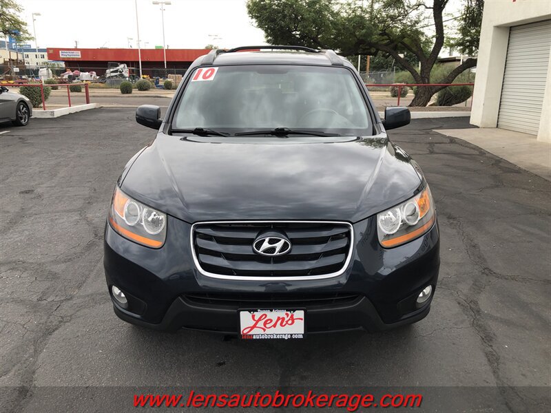 Used 2010 Hyundai Santa Fe SE FWD image 3