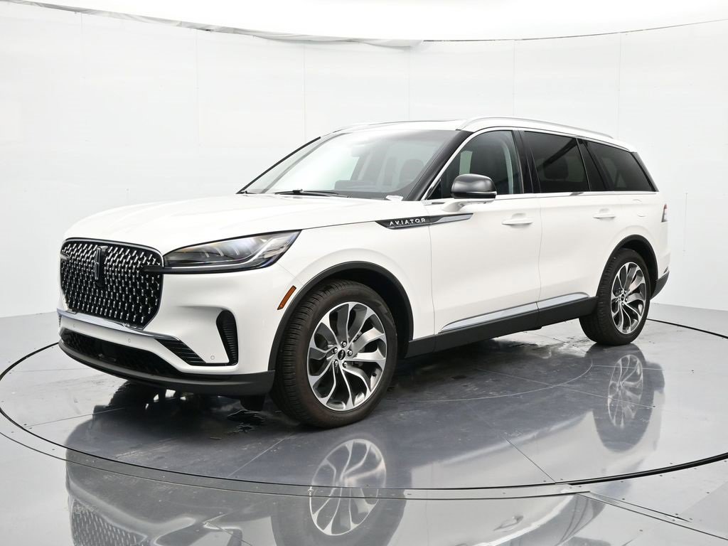 New 2025 Lincoln Aviator 2WD w/ Equipment Group 101A
