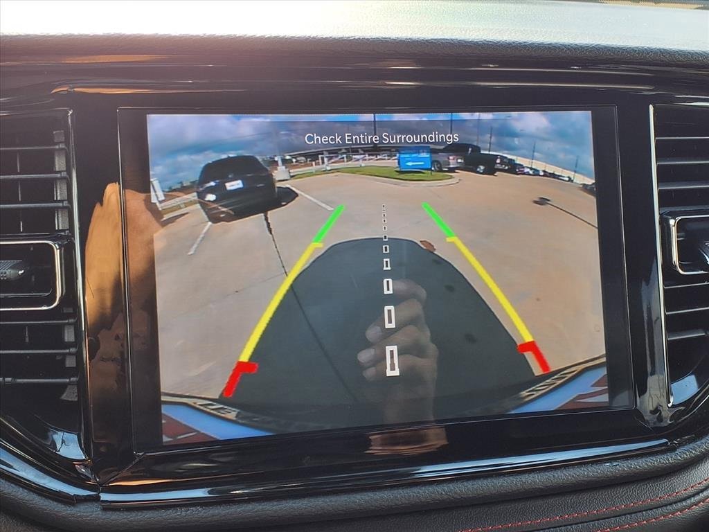 Used 2024 Dodge Durango GT image 11