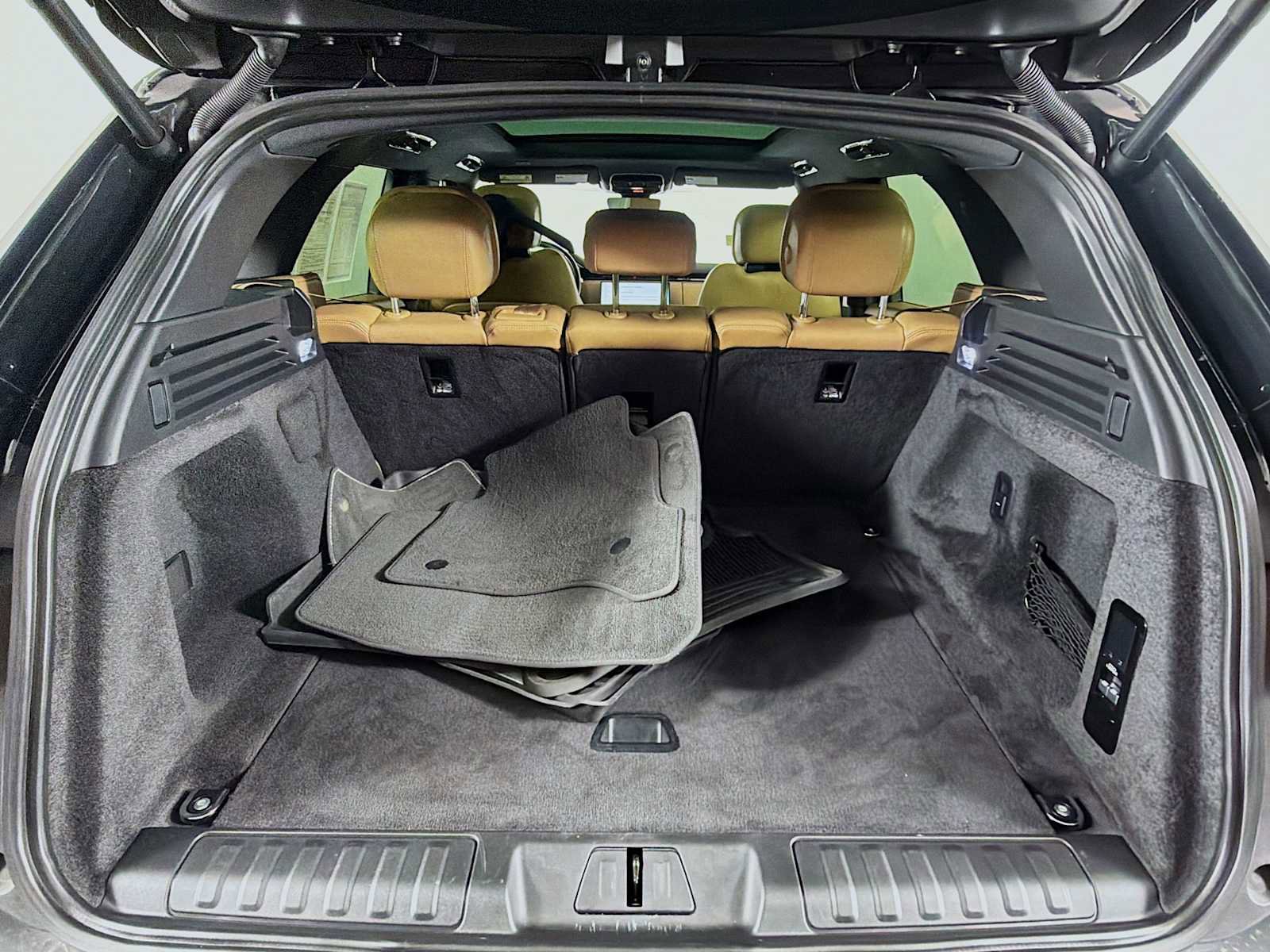 Certified 2023 Land Rover Range Rover Sport SE image 26