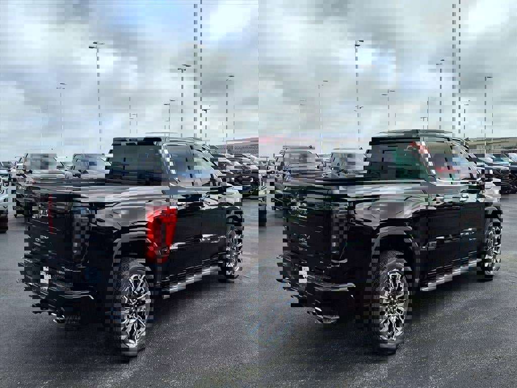 New 2026 GMC Sierra 1500 Denali Ultimate image 3