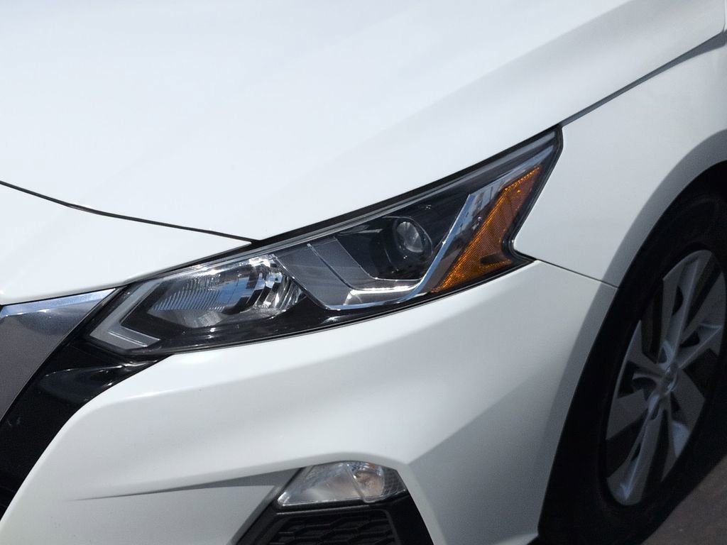 Used 2020 Nissan Altima 2.5 S FWD image 8