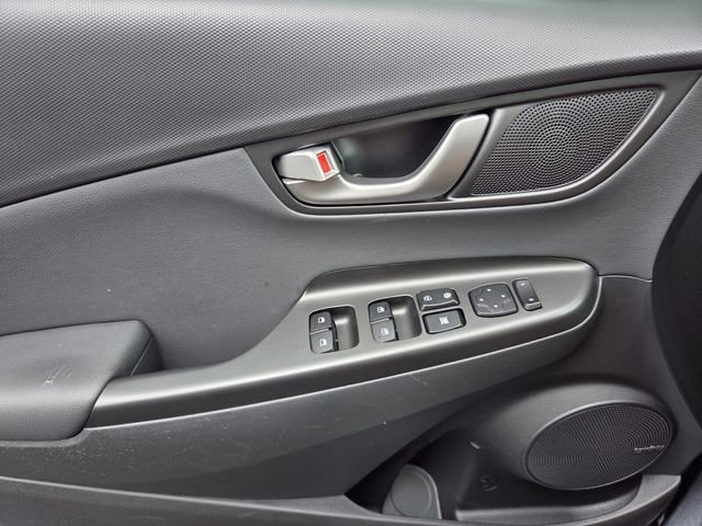 Used 2020 Hyundai Kona Limited image 21