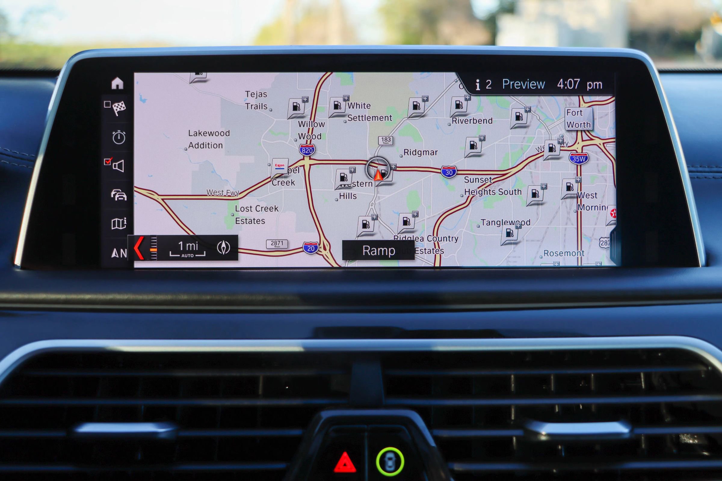 Used 2019 BMW 740i w/ Executive Package image 32