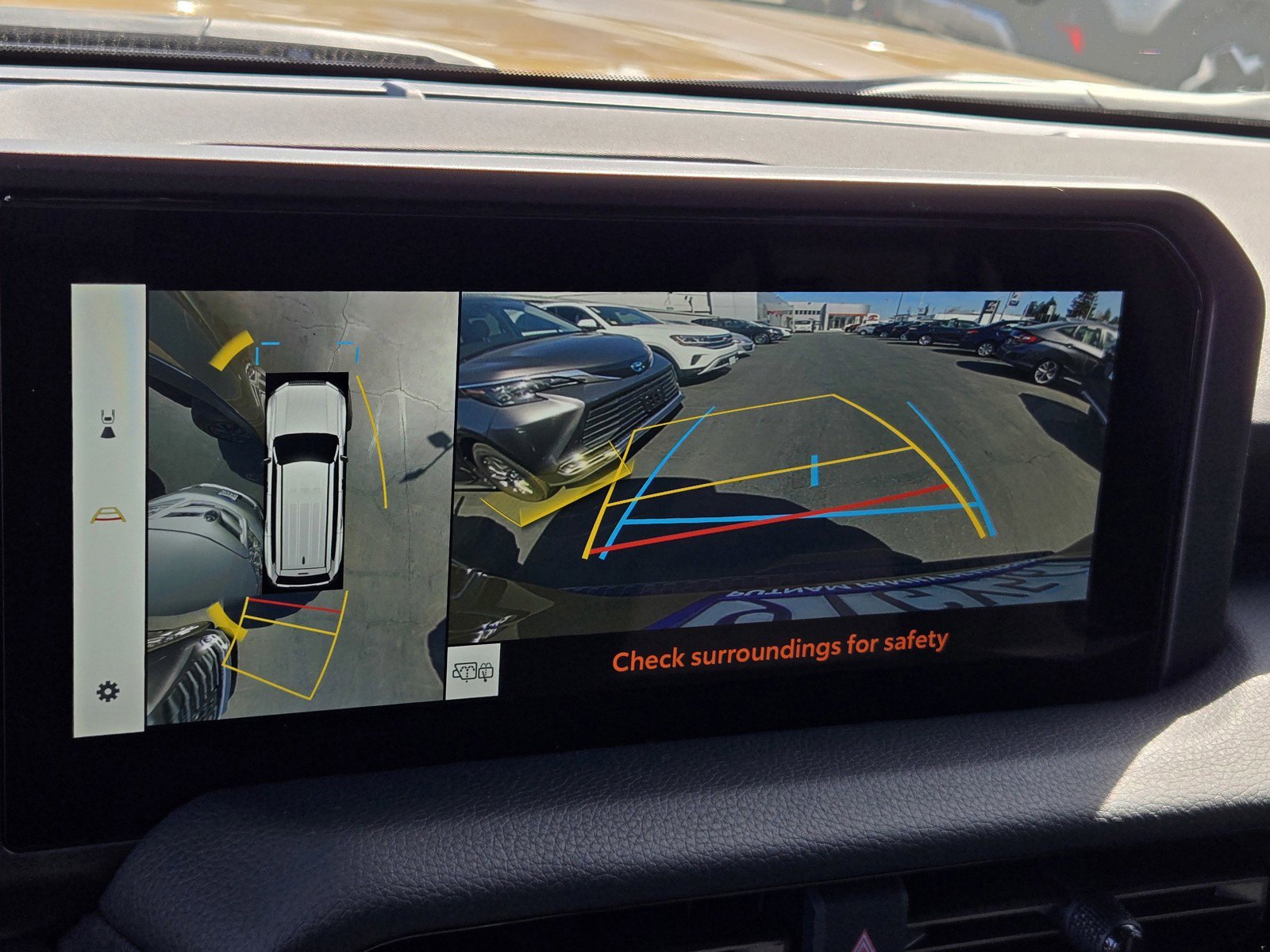 Used 2025 Toyota Land Cruiser w/ Premium Package image 18