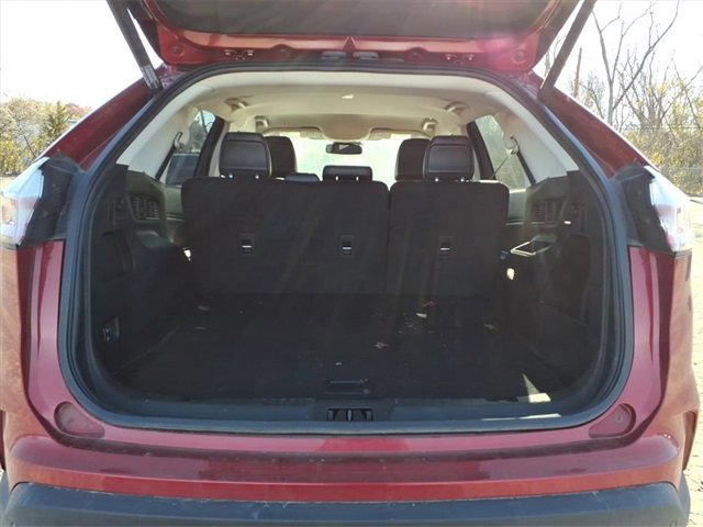 Used 2022 Ford Edge SEL w/ Convenience Package image 8