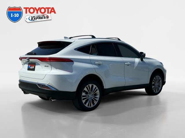 Certified 2024 Toyota Venza XLE AWD/4WD image 5