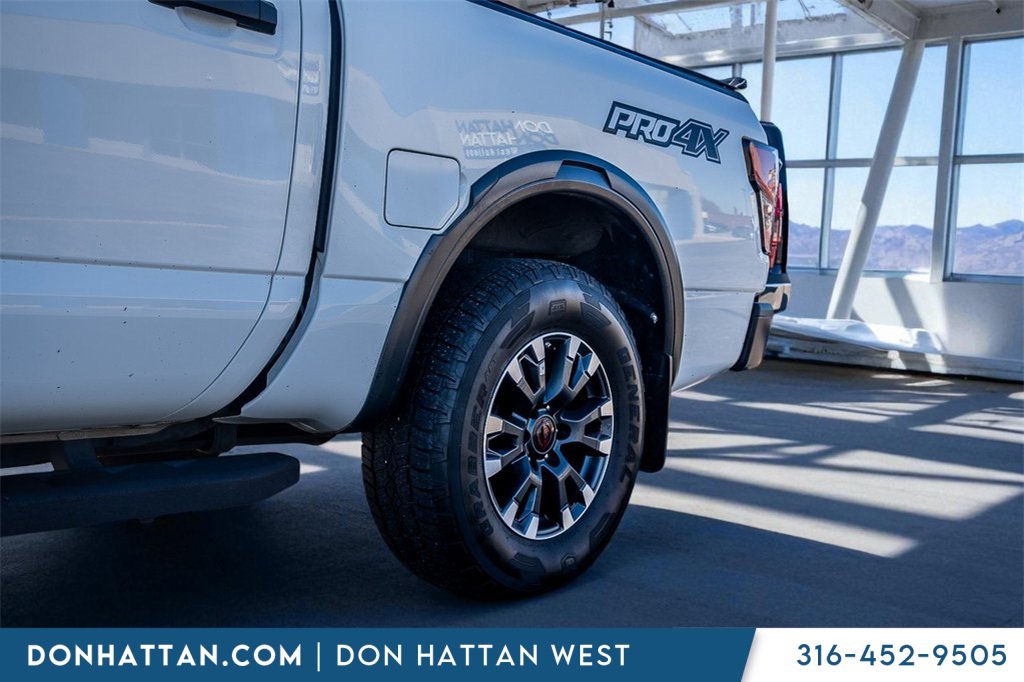 Used 2023 Nissan Titan PRO-4X w/ Pro-4x Convenience Package image 34