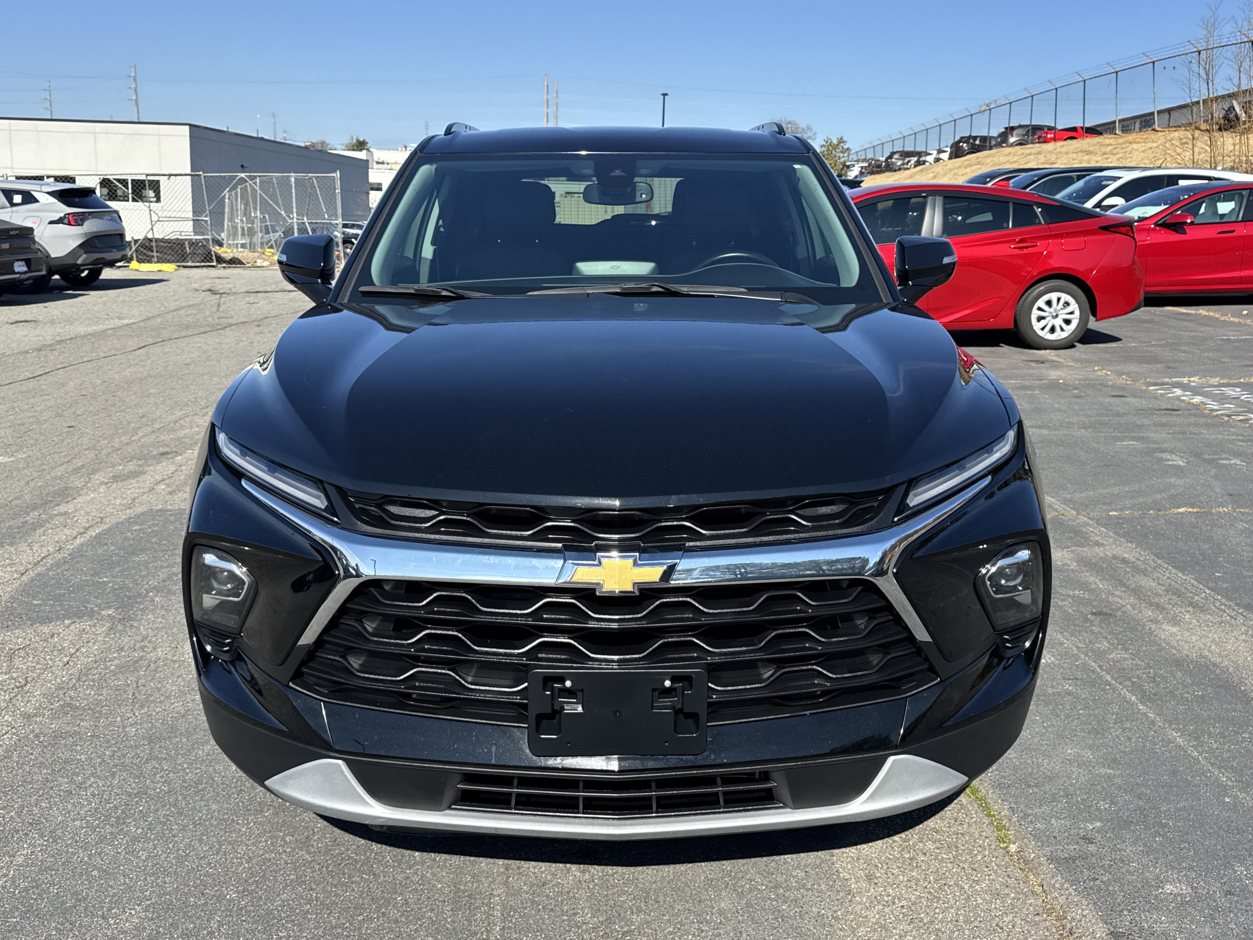 Used 2023 Chevrolet Blazer LT image 2