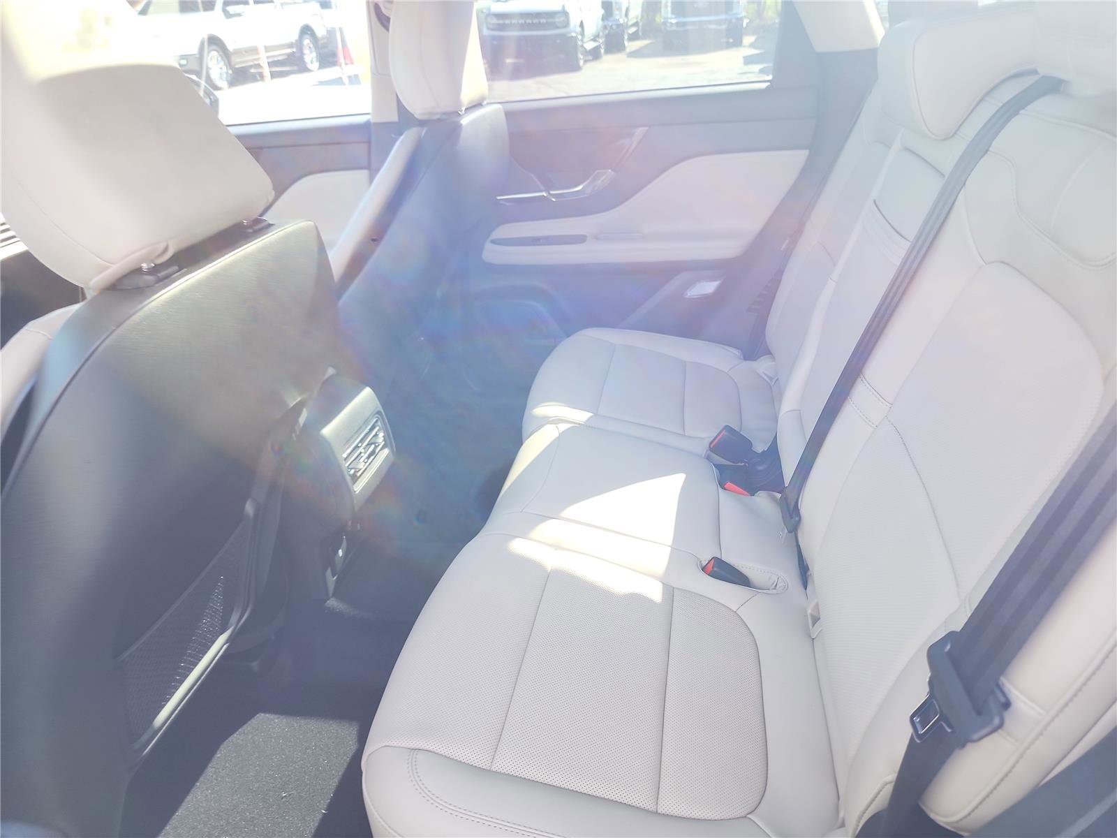 New 2026 Lincoln Corsair Reserve image 18