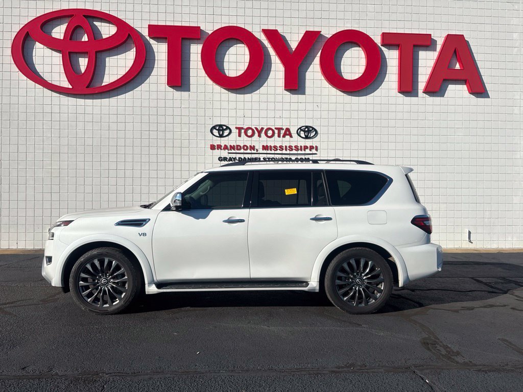 Used 2021 Nissan Armada Platinum w/ Captain's Chairs Package RWD image 4