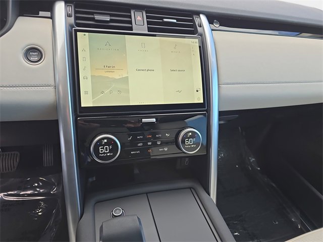 New 2026 Land Rover Discovery S image 13