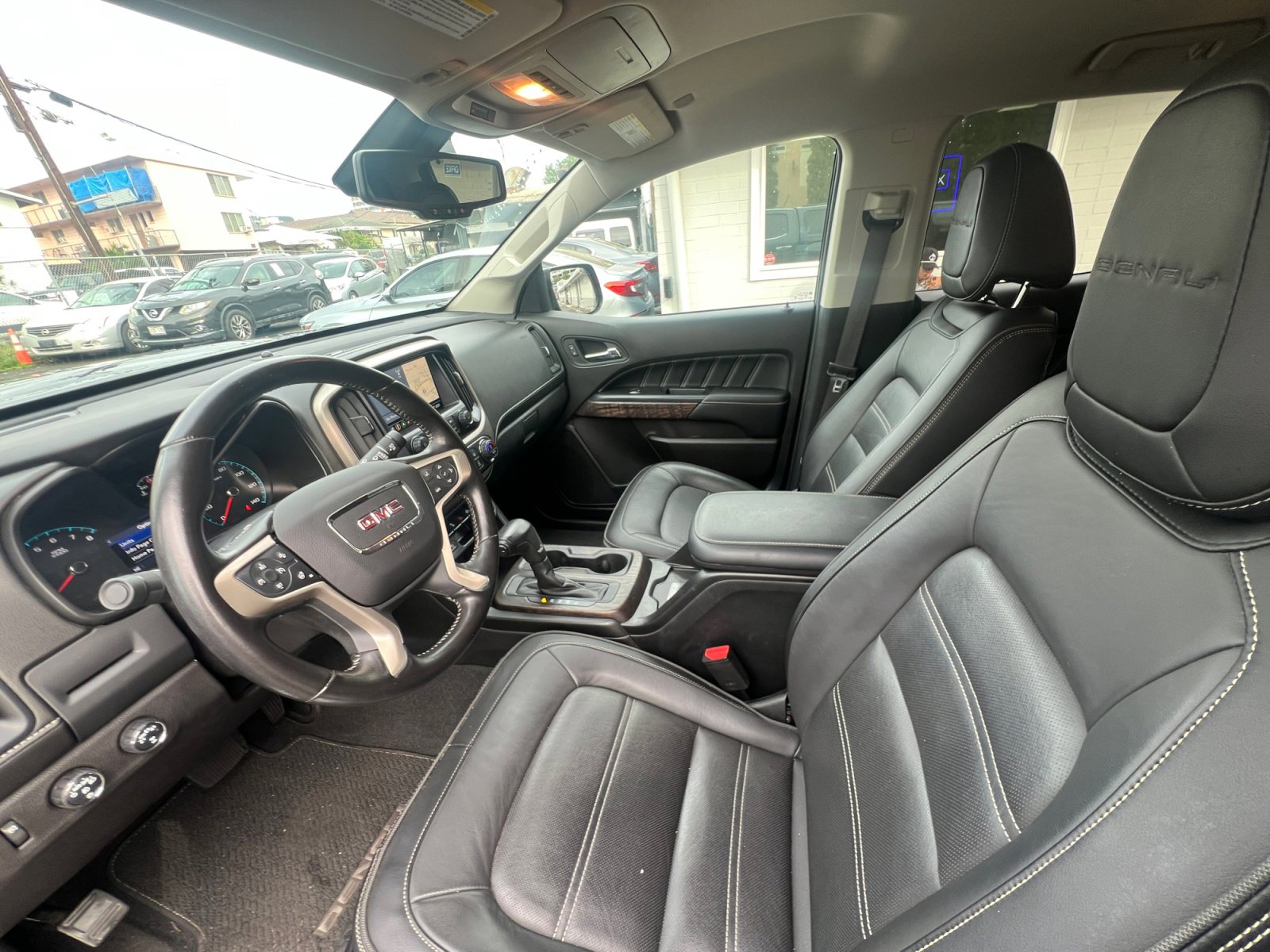 Used 2021 GMC Canyon Denali image 23