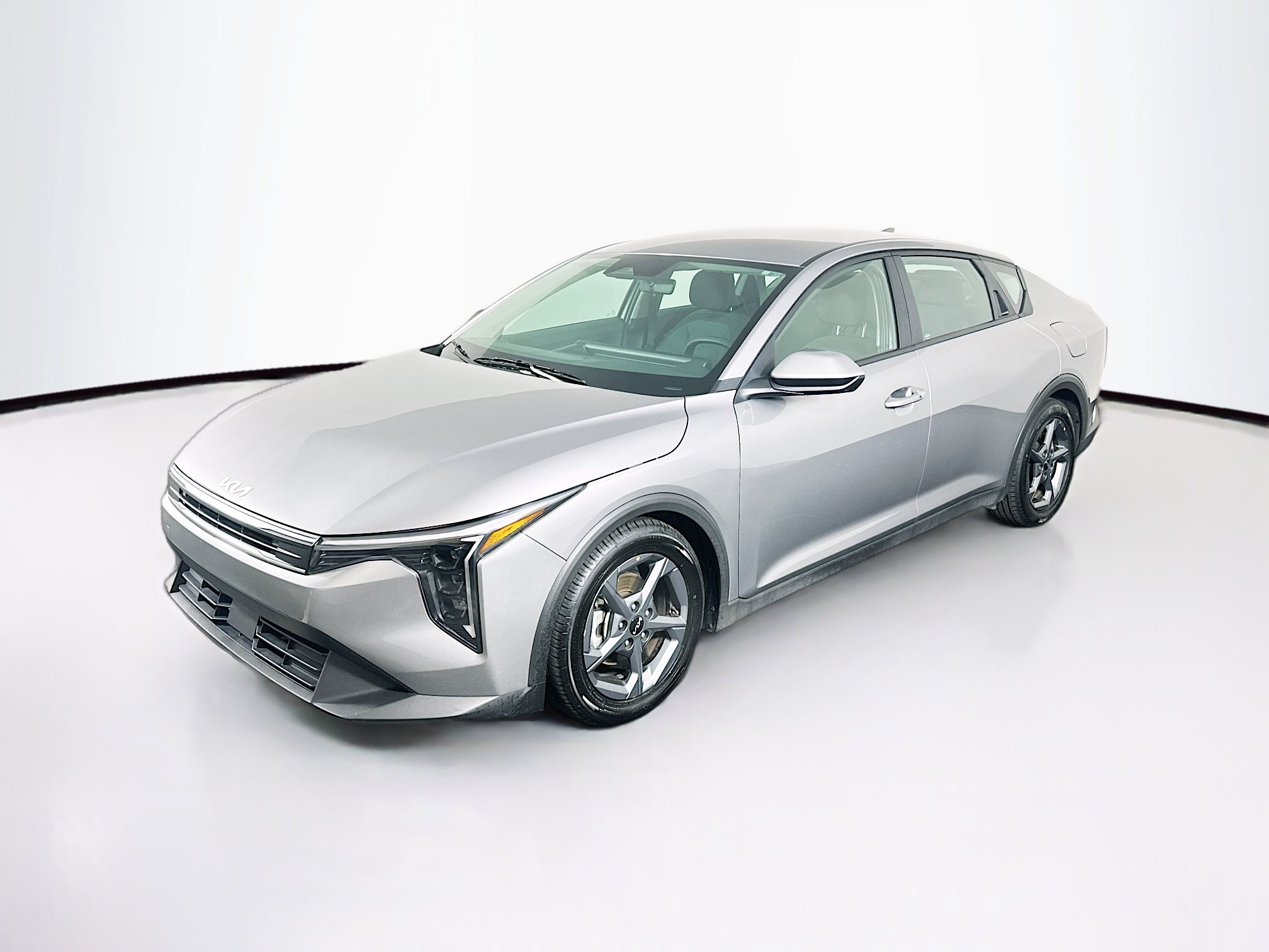 Used 2025 Kia K4 FWD image 3