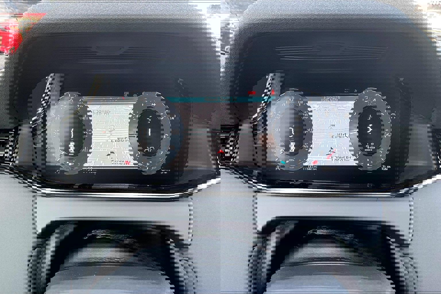 Certified 2025 Land Rover Range Rover Evoque S image 23