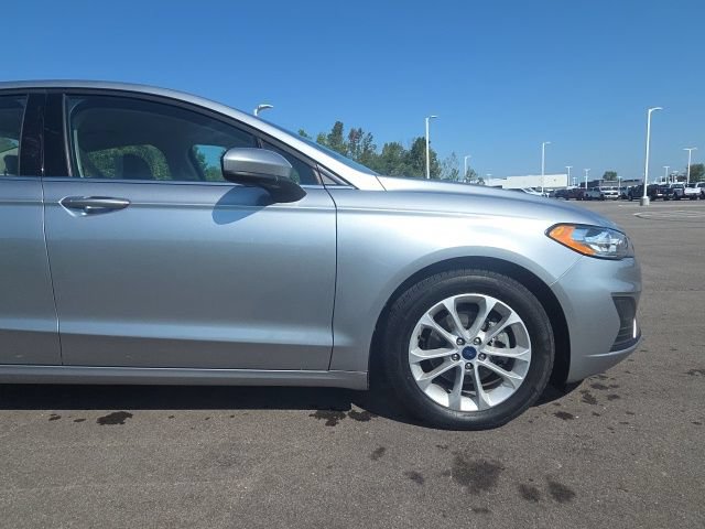 Used 2020 Ford Fusion SE FWD image 5