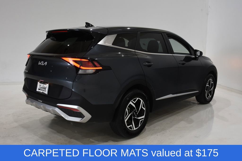 Used 2025 Kia Sportage LX image 5