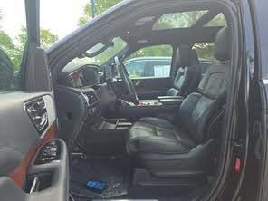 Used 2024 Lincoln Navigator Reserve AWD/4WD image 18