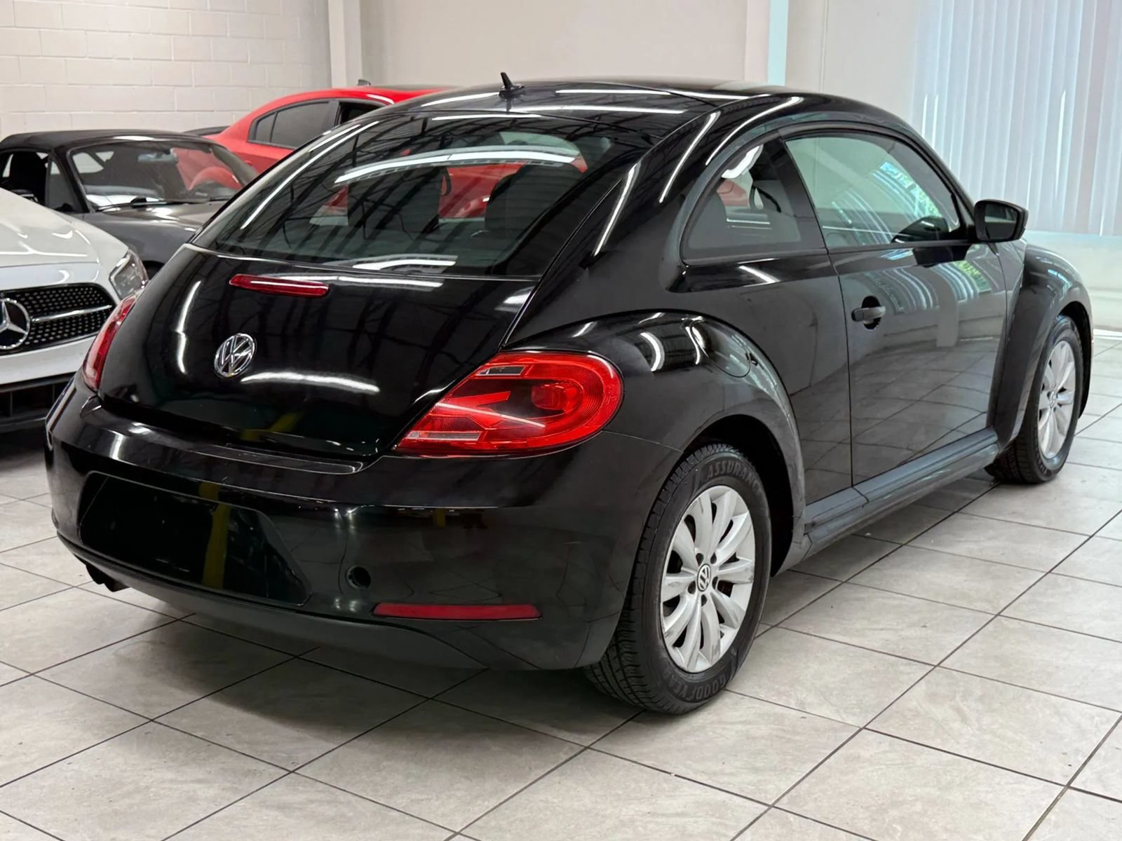 Used 2014 Volkswagen Beetle 1.8T FWD image 9