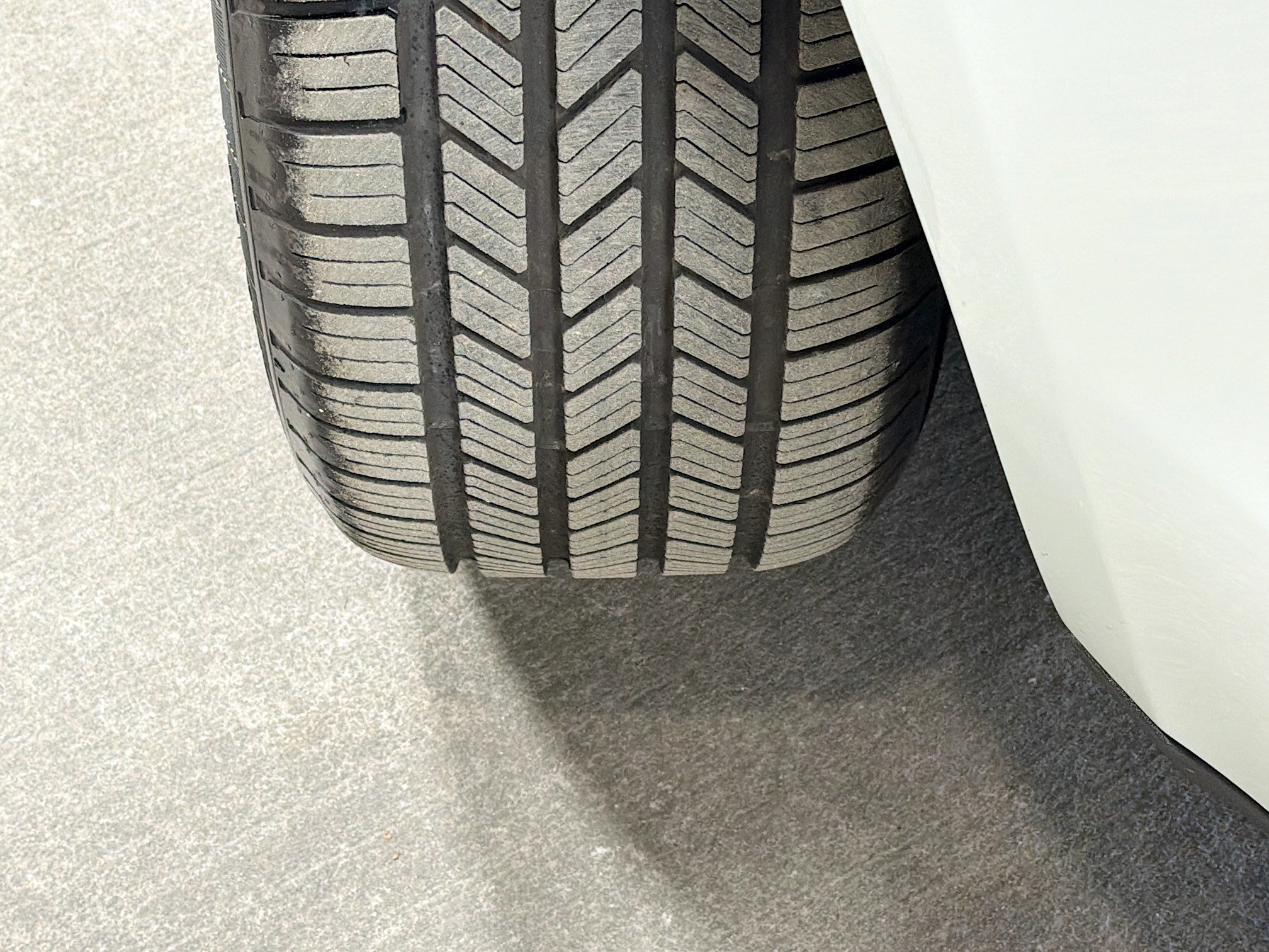 Certified 2025 Porsche Macan image 42