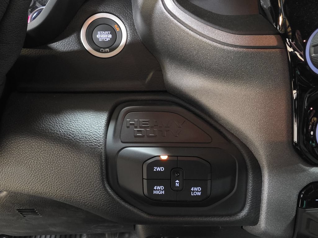 New 2026 RAM 5500 Tradesman w/ Chrome Appearance Group AWD/4WD image 31