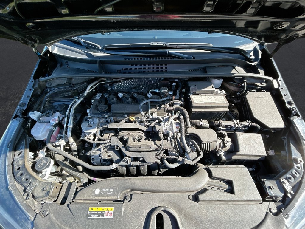 Used 2025 Toyota Corolla SE FWD image 32