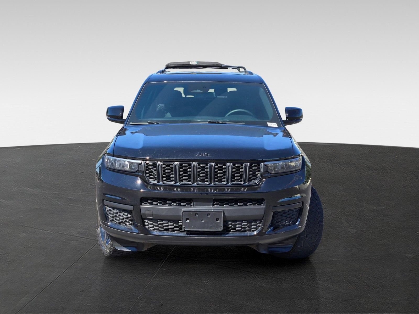Used 2023 Jeep Grand Cherokee L Laredo AWD/4WD image 3